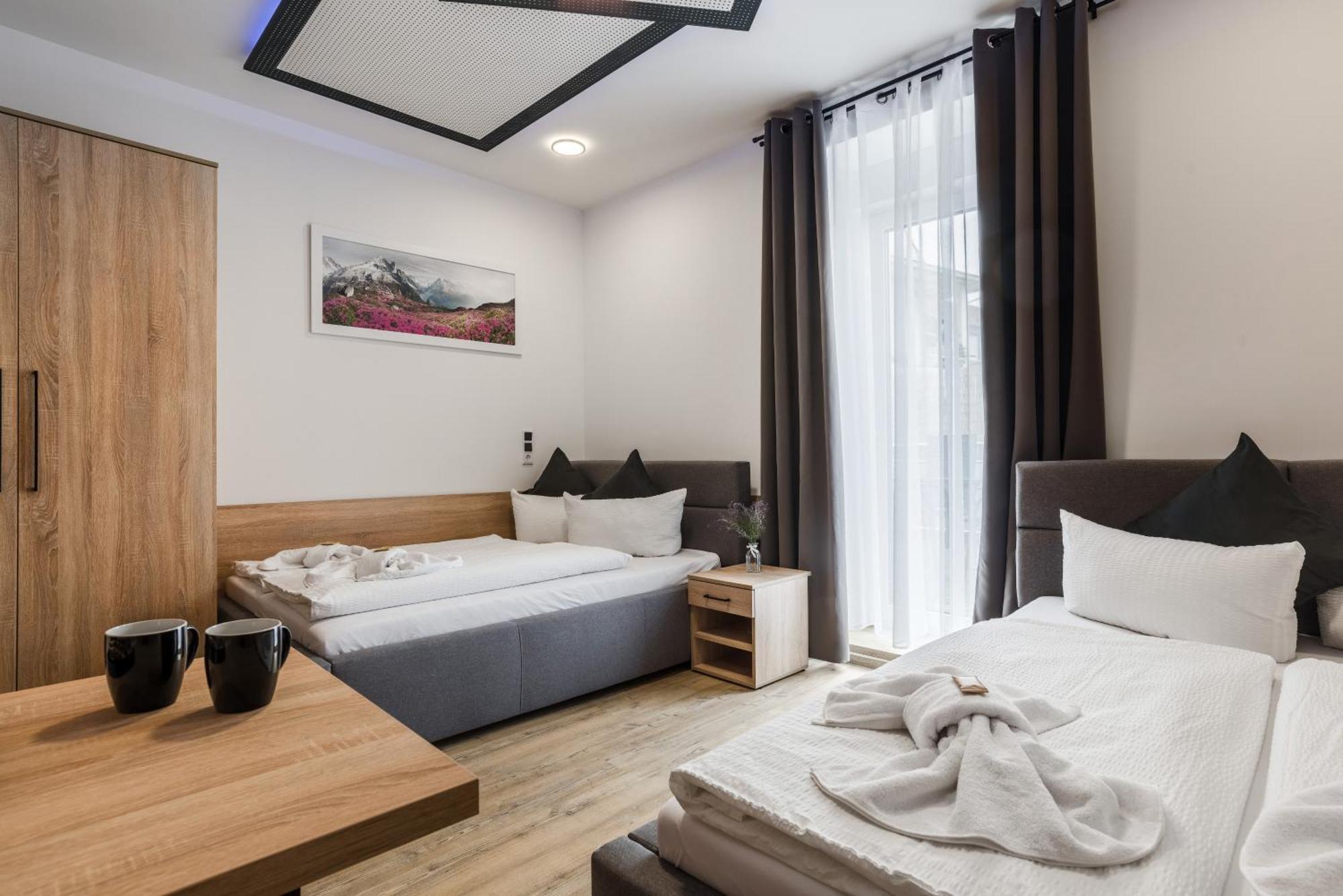 Hotel Montenegro 沃尔姆斯 外观 照片