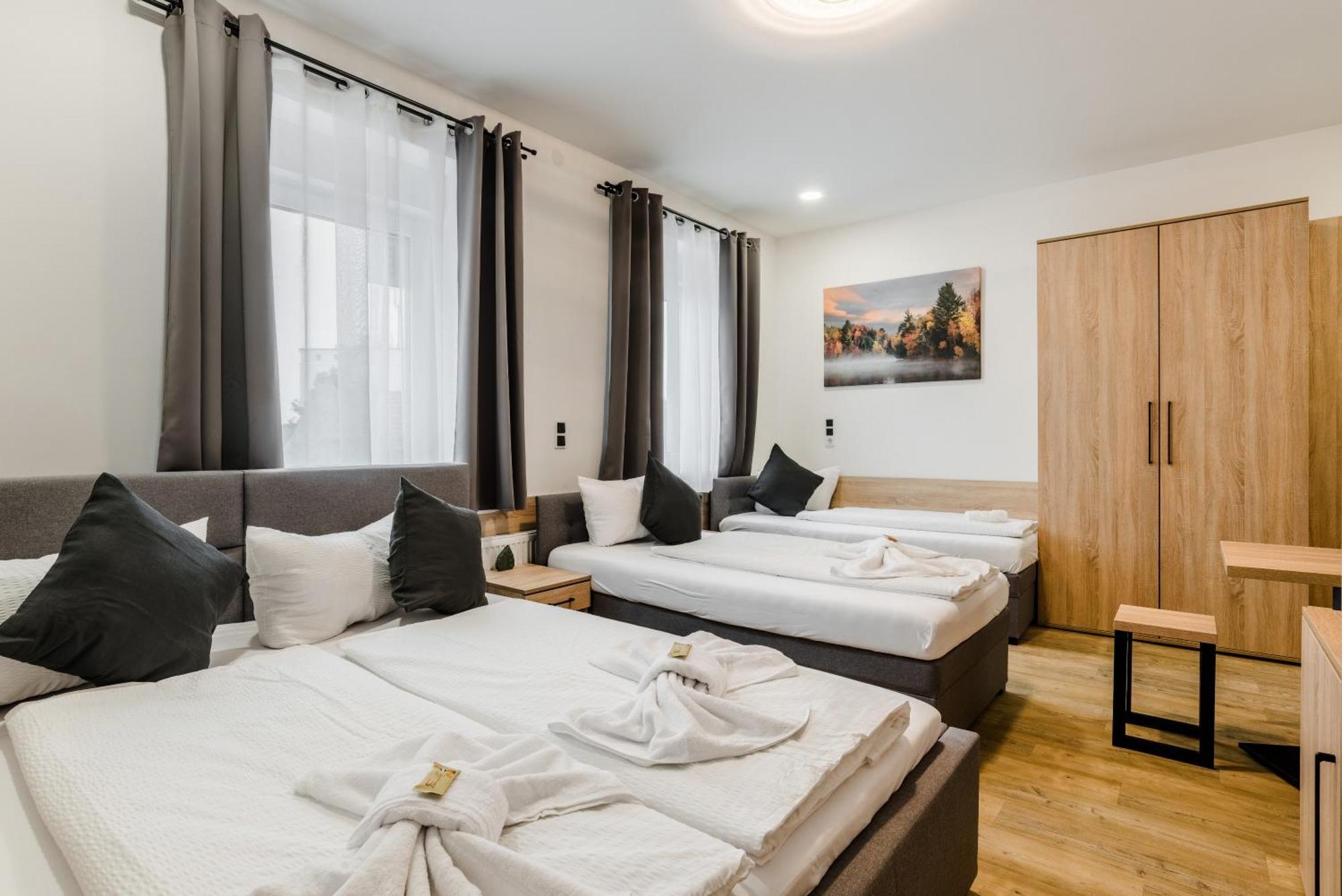 Hotel Montenegro 沃尔姆斯 外观 照片